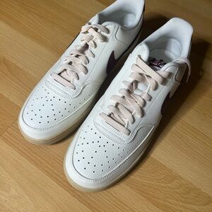 Nike men’s White and deep red  Sneakers